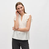 Gemala-M_White_Model_3