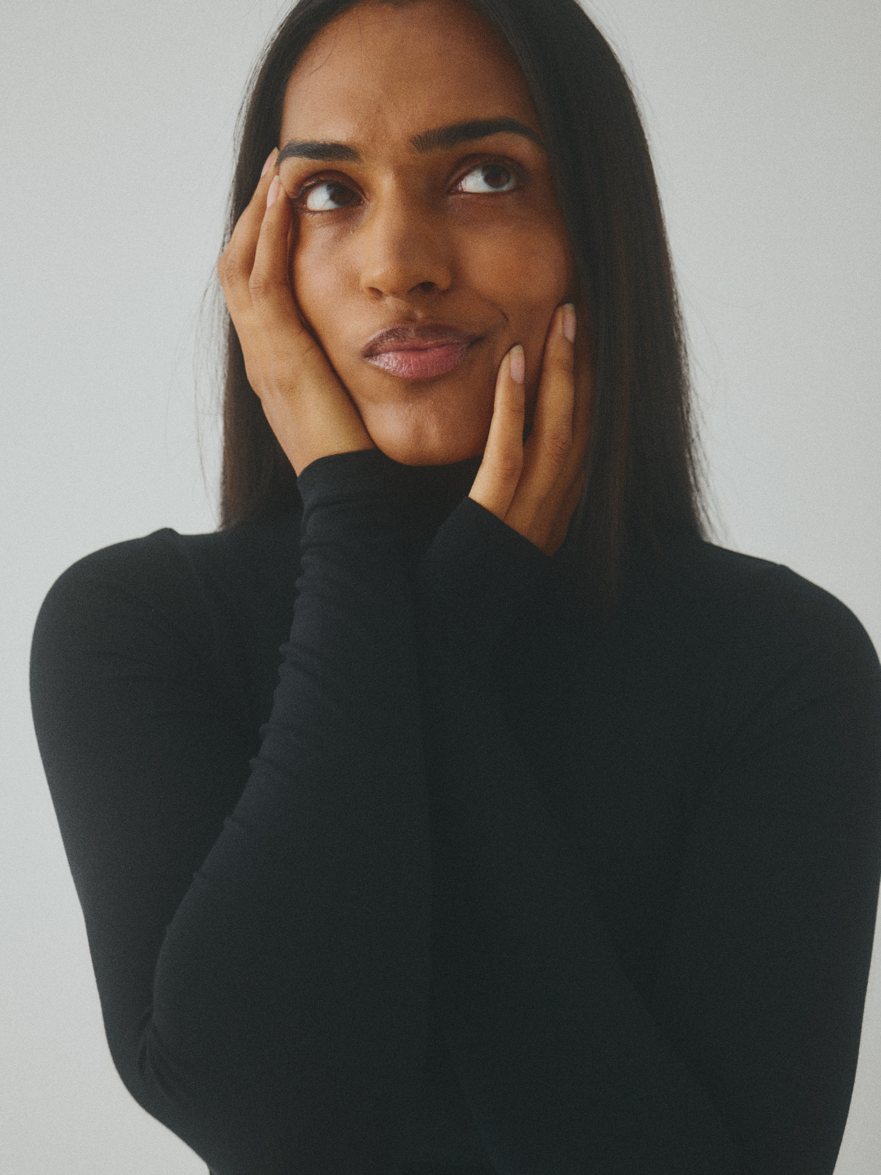Ina_Black_Image_