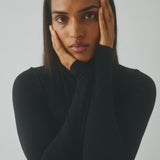 Ina_Black_Image_0
