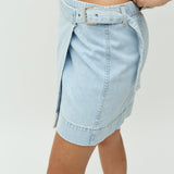 Kalinca-M_Lighter Blue Wash_Model_3