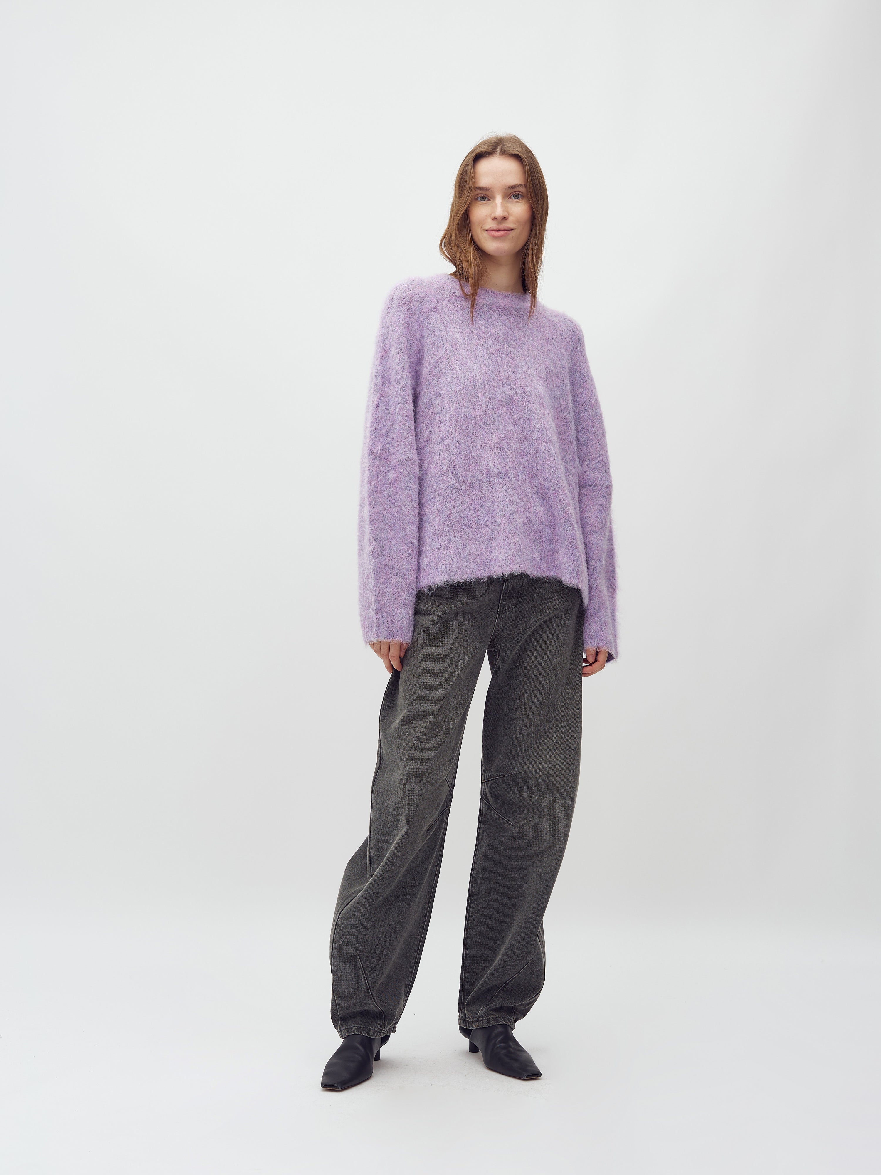Gillis-M_Gentle Violet Melange_Model_5