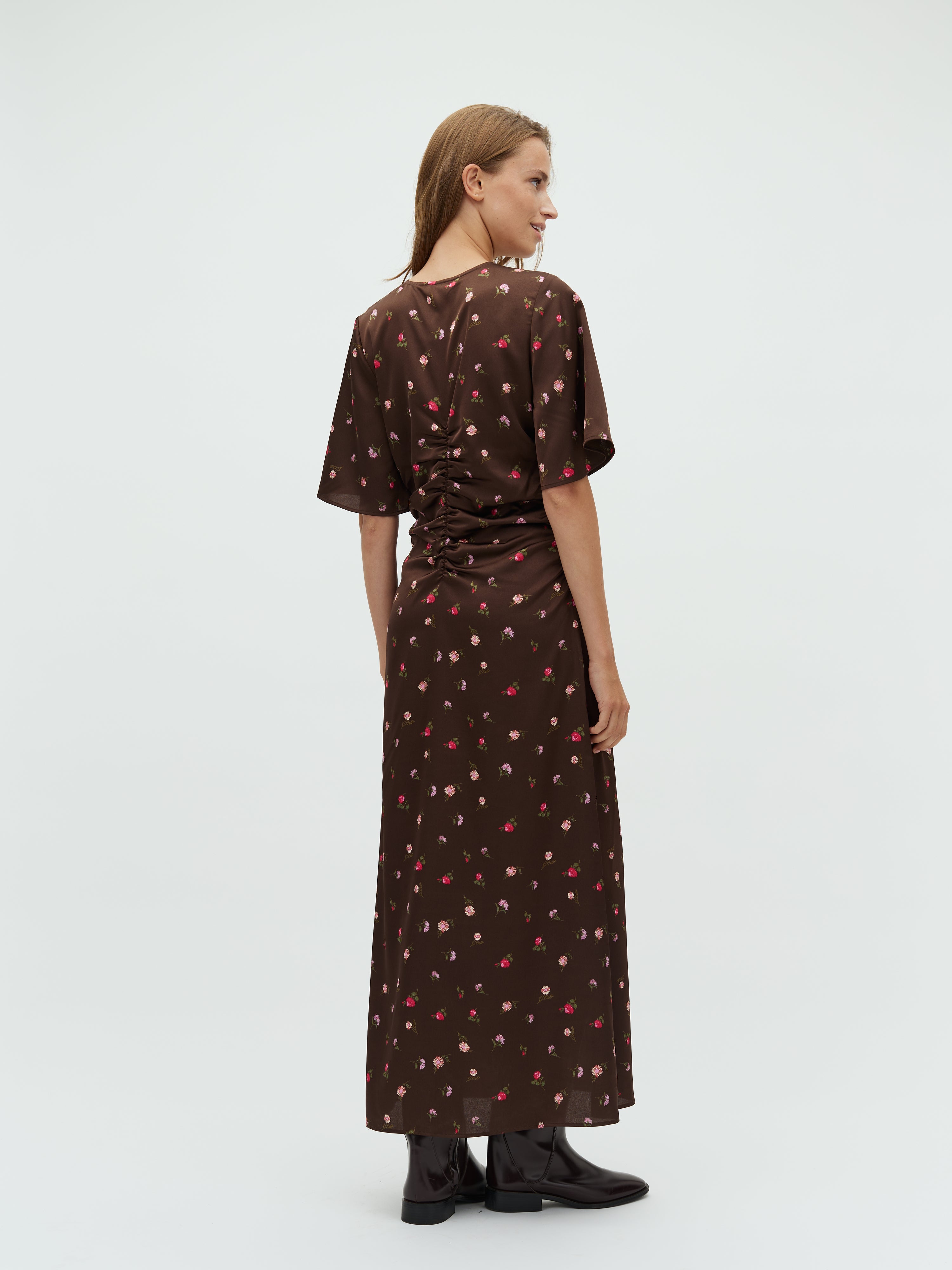 Ineya-M_Dark Evaline Print_Model_3