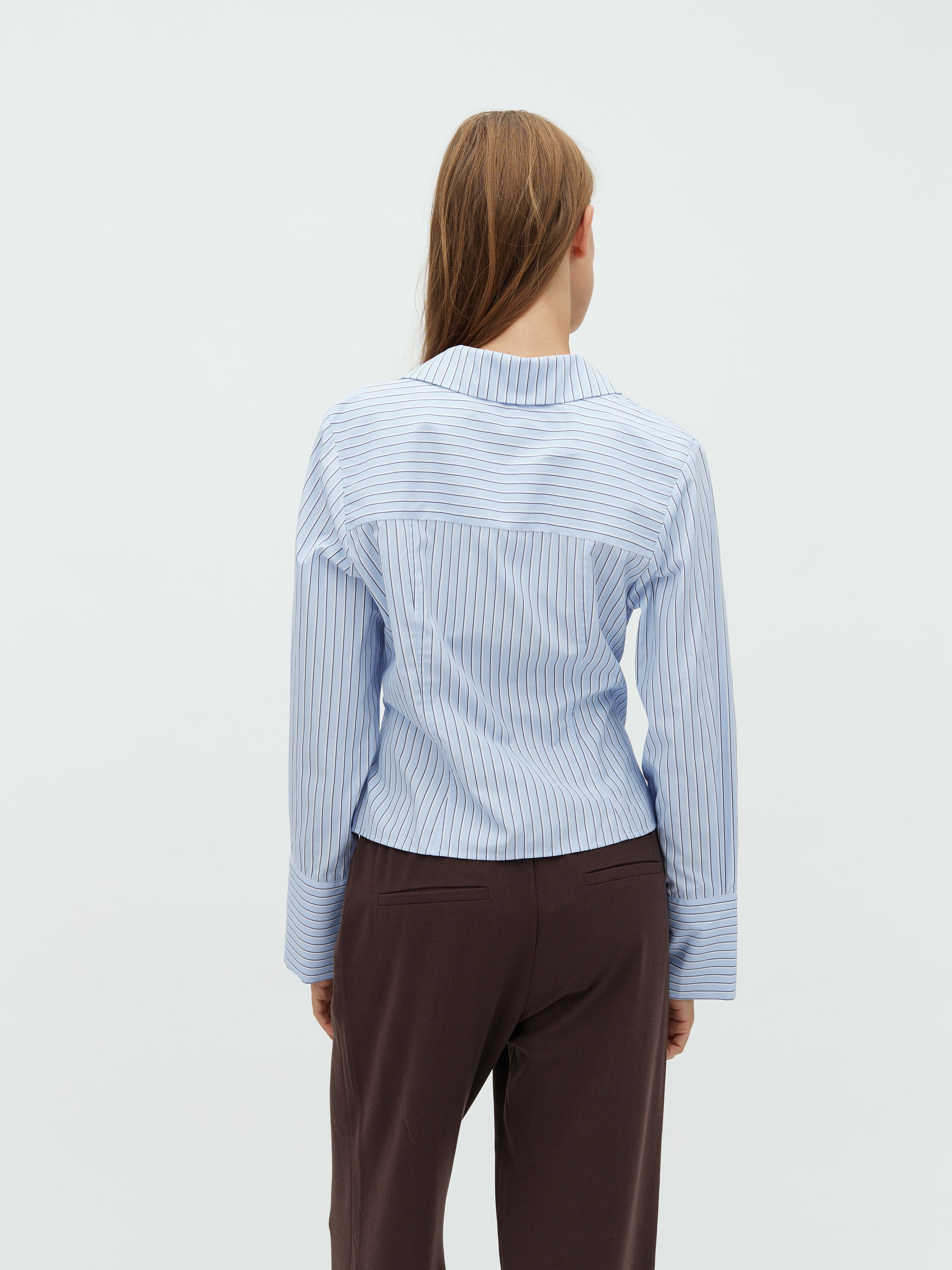 Gerri-M_Blue Navy Stripe_Model_2