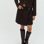 Keya-M_Brown Black Twill_Model_1