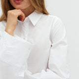 Kaloni-M_White_Model_1