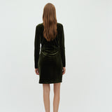Madena_Pine Green_Model_2