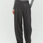 Leontina-M_Grey Pinestripe_Model_2