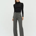 Lucy-M_Medium Melange_Model_0