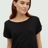 Nisha_Black_Model_1