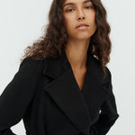 Kasimira-M_Black_Model_1