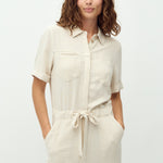 Carellia-M_Natural Beige_Model_2