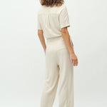 Carellia-M_Natural Beige_Model_3