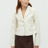 Alfino-M_White Cow_Model_0