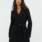 Tanni_Black_Model_1