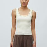 Elinne-M_Ivory Yellow_Model_2