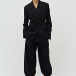 Pija-M_Black_Model_0