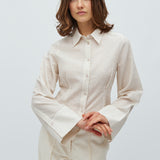 Kalanna-M_White Feather Grey Stripe_Model_0