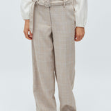 Clementa-M_Beige Check_Model_1