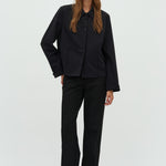 Vianni-M_Black_Model_0