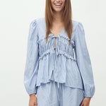 Pipa-M_Blue Zinnia Stripe_Model_0