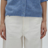 Menton-M_Pale Crem_Model_5