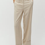 Ottavie-M_Natural Linen_Model_1