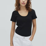 Otis-U-M_Black_Model_0