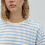Emrys-M_Classic Blue Stripe_Model_1