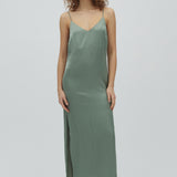 Leslee W-M_Agave Green_Model_0