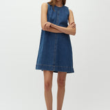 Rhiann-M_Vintage Blue Wash_Model_0