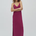 Leslee-M_Radiant Raspberry_Model_0