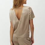 Nivara-M_Sand Grey_Model_2