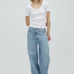 Bellmer-M_Light Blue Brushing_Model_0