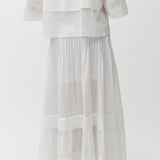 Safiye-M_White_Model_3