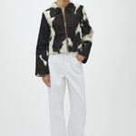 Joline-M_Brown Cow_Model_0