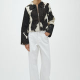 Joline-M_Brown Cow_Model_0