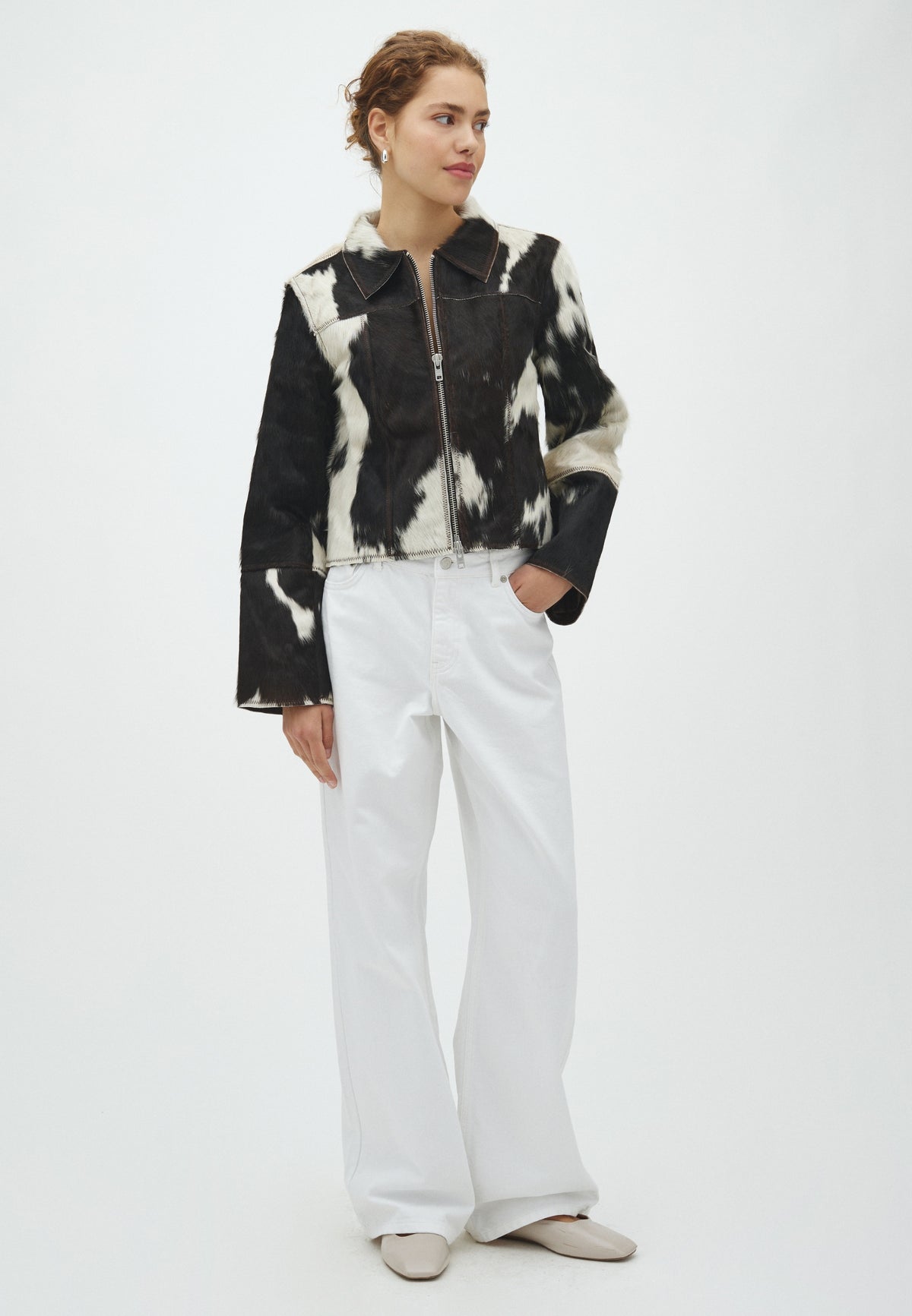 Joline-M_Brown Cow_Model_0